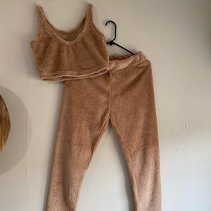 Cozy tan two piece !